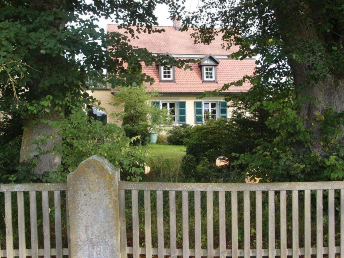 Alte Schule Villa Herrentierbach Екстериор снимка